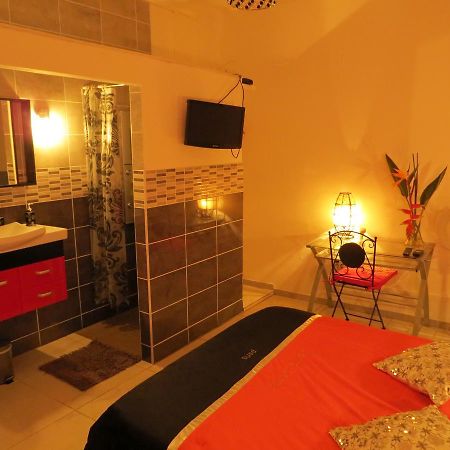 Corbeille D'Or Bed and Breakfast Saint-Louis Exteriör bild