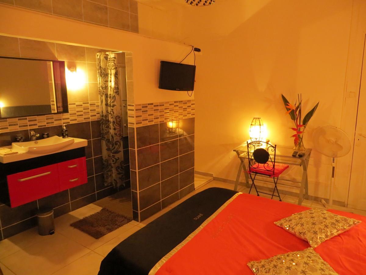 Corbeille D'Or Bed and Breakfast Saint-Louis Exteriör bild